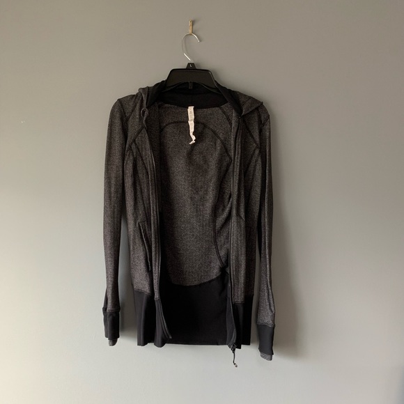 Lululemon jacket - Picture 2 of 3